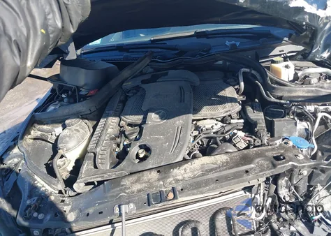 2013 Mercedes-Benz C 300 Luxury 4Matic/Sport 4Matic из США, поврежденный, VIN WDDGF8AB5DR296166